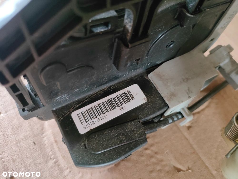 KIA VENGA 09- ZAMEK DRZWI LEWY PRZÓD 6-PIN - 7