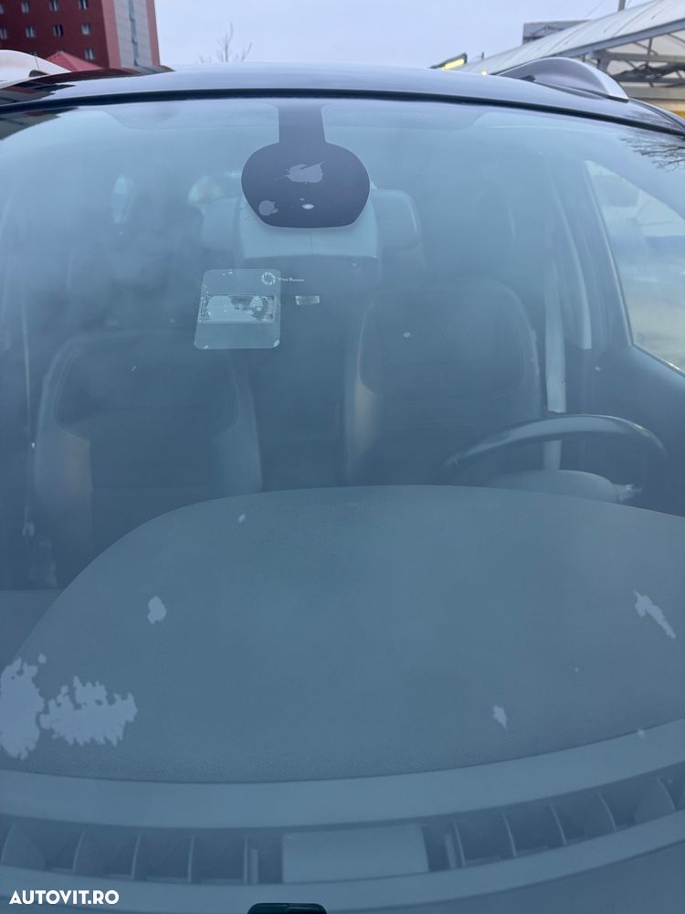 Renault Grand Scenic - 21