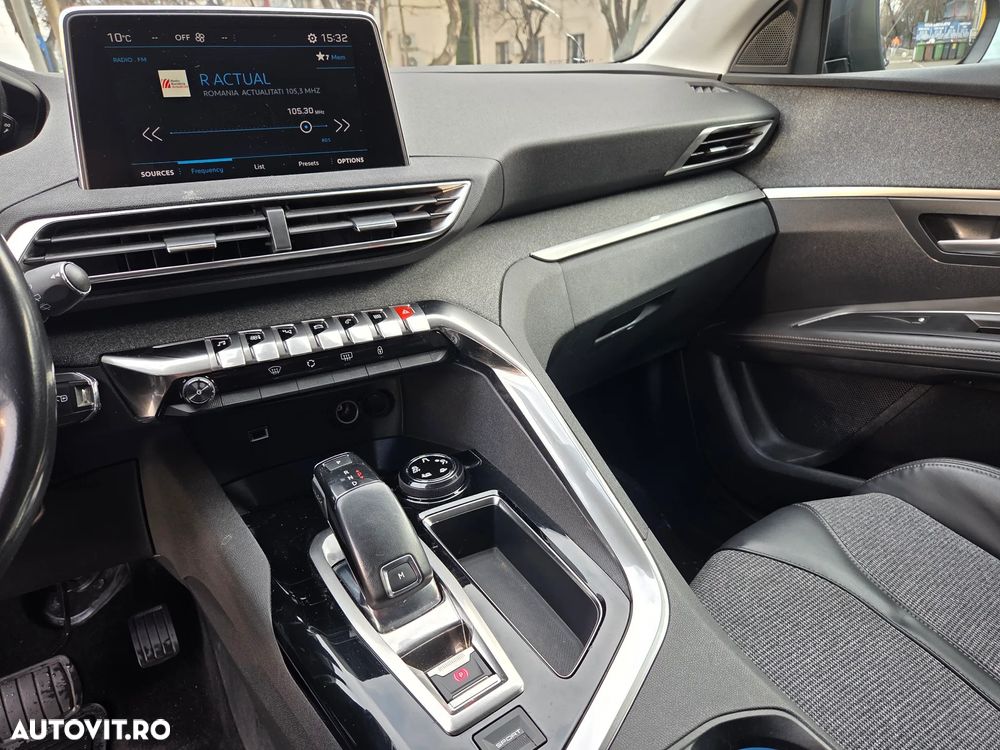 Peugeot 3008 1.6 BlueHDI S&S EAT6 Allure - 12