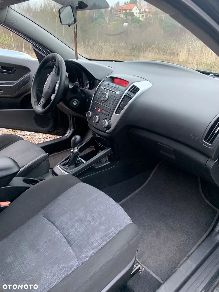 Kia Ceed 1.6 S - 3