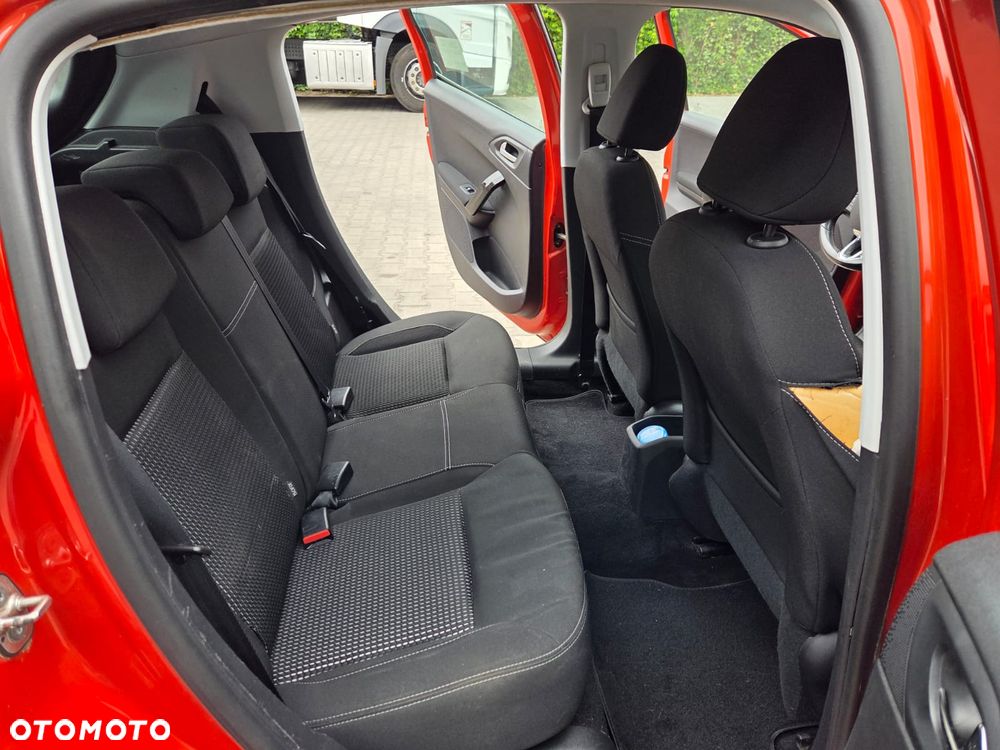 Peugeot 208 1.2 PureTech GPF Allure S&S - 12
