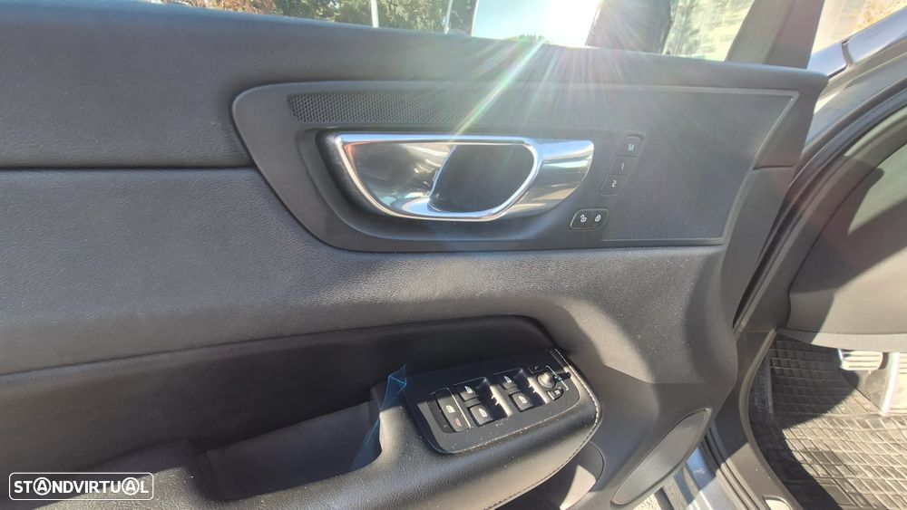Volvo XC 60 - 16