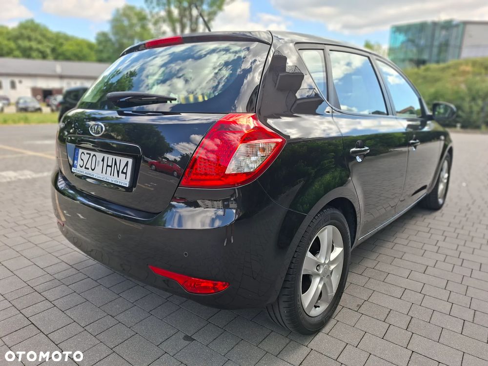 Kia Ceed 1.4 Comfort + - 7
