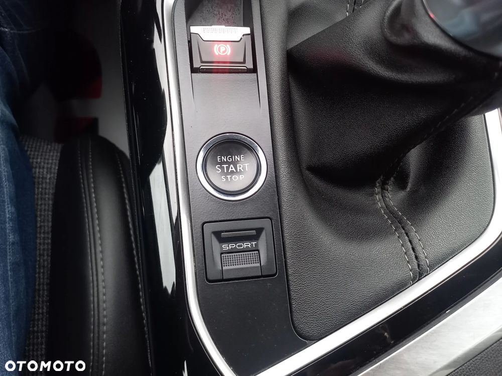Peugeot 3008 BlueHDi 130 Stop & Start Allure - 36