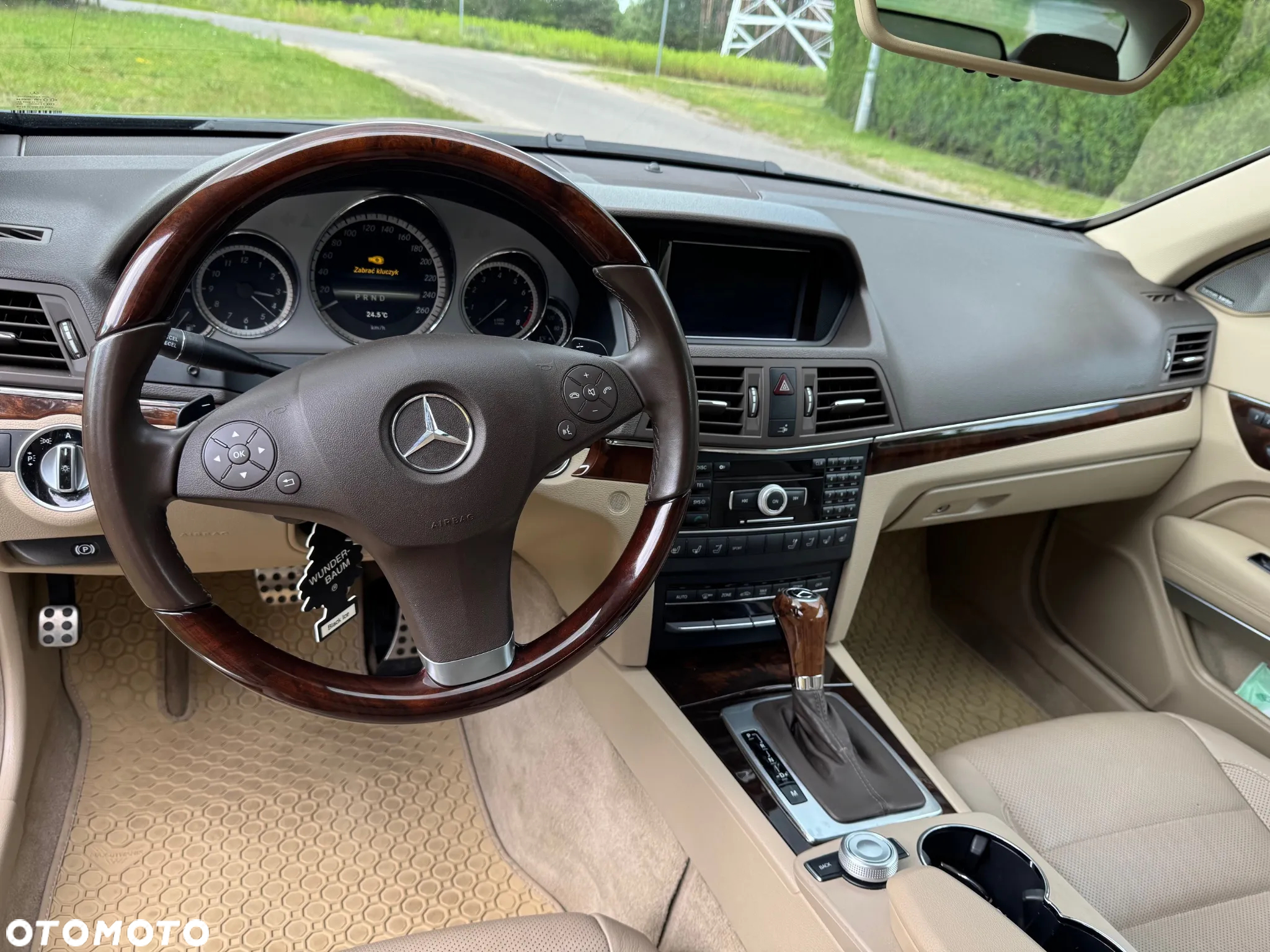 Mercedes-Benz Klasa E 500 - 10