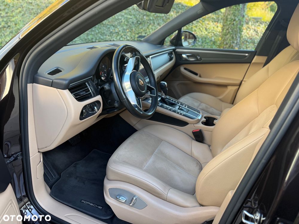Porsche Macan - 21
