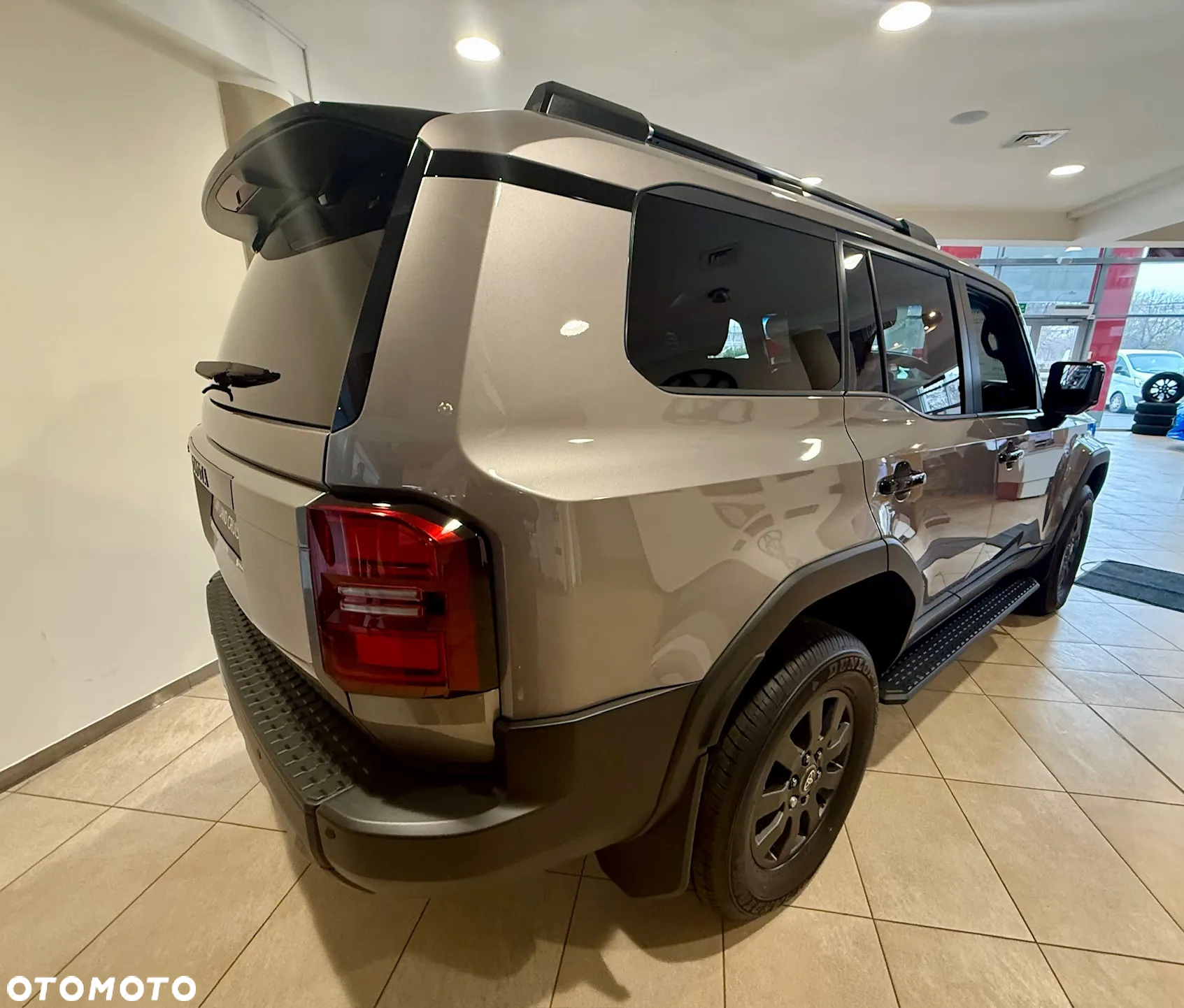 Toyota Land Cruiser LC 2.8 D-4D Invincible - 10
