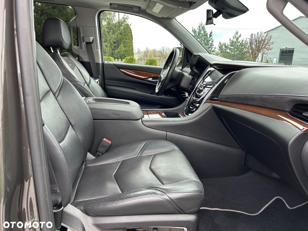 Cadillac Escalade 6.2 V8 ESV Premium - 21