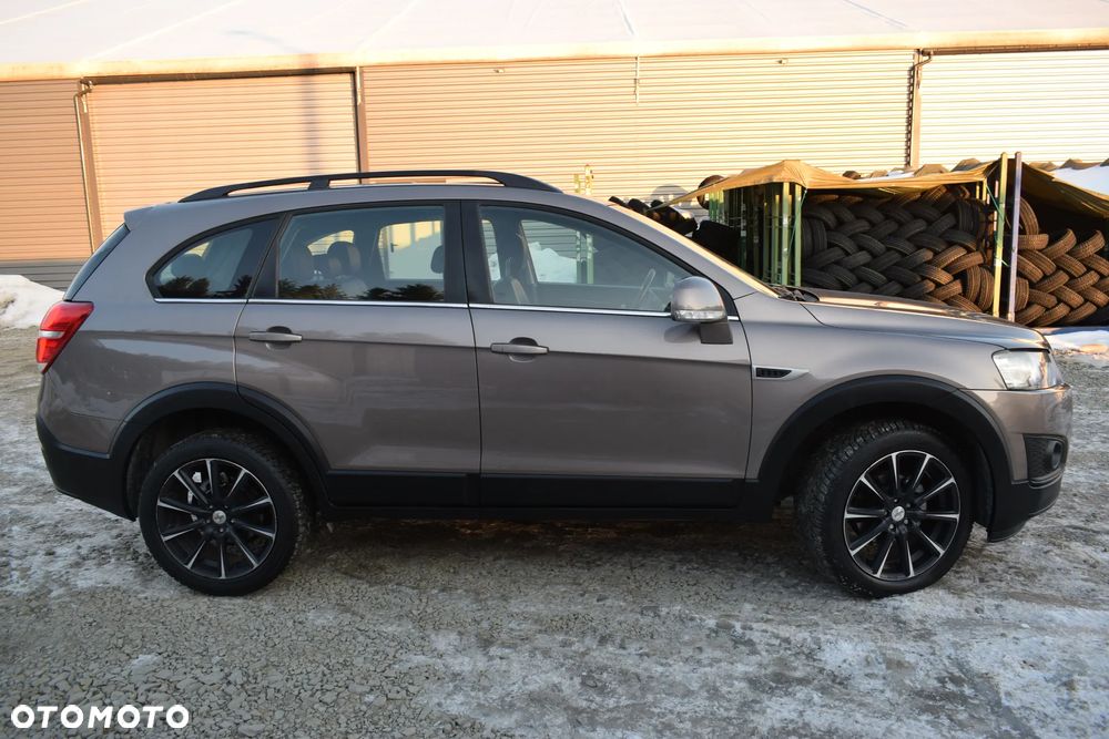 Chevrolet Captiva 2.2 2WD LS - 4