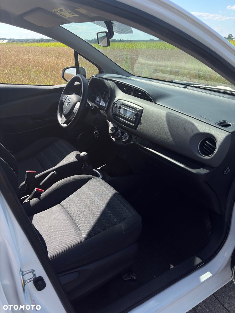 Toyota Yaris - 21