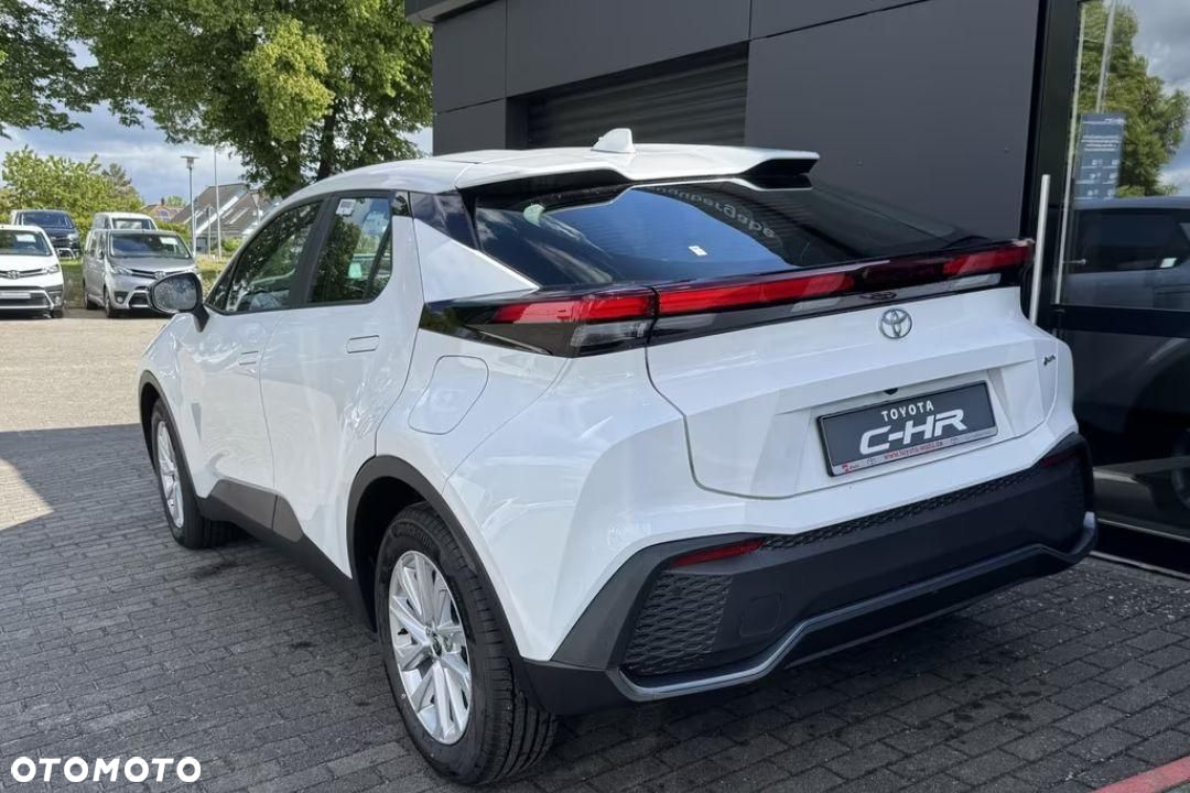 Toyota C-HR - 5