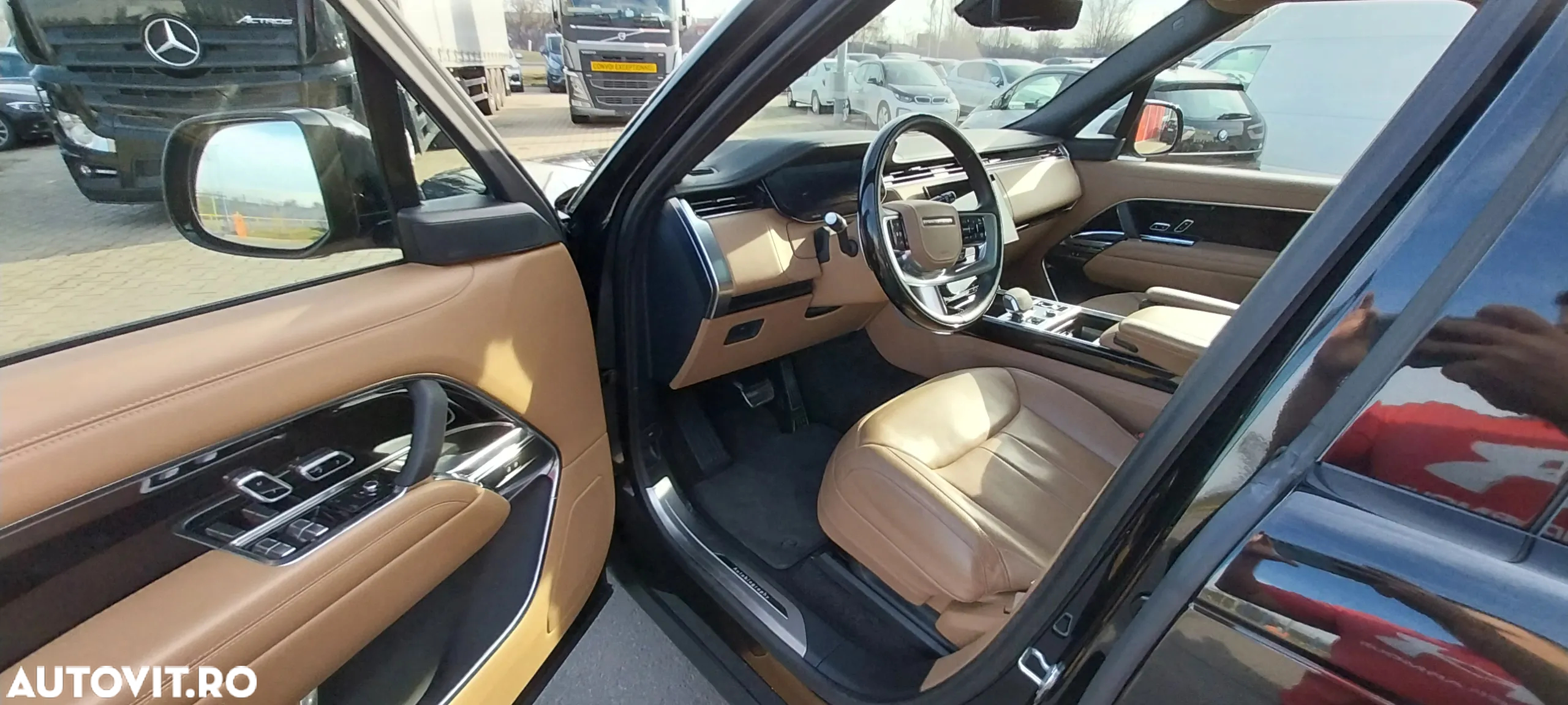 Land Rover Range Rover 4.4 V8 P530 Autobiography - 11