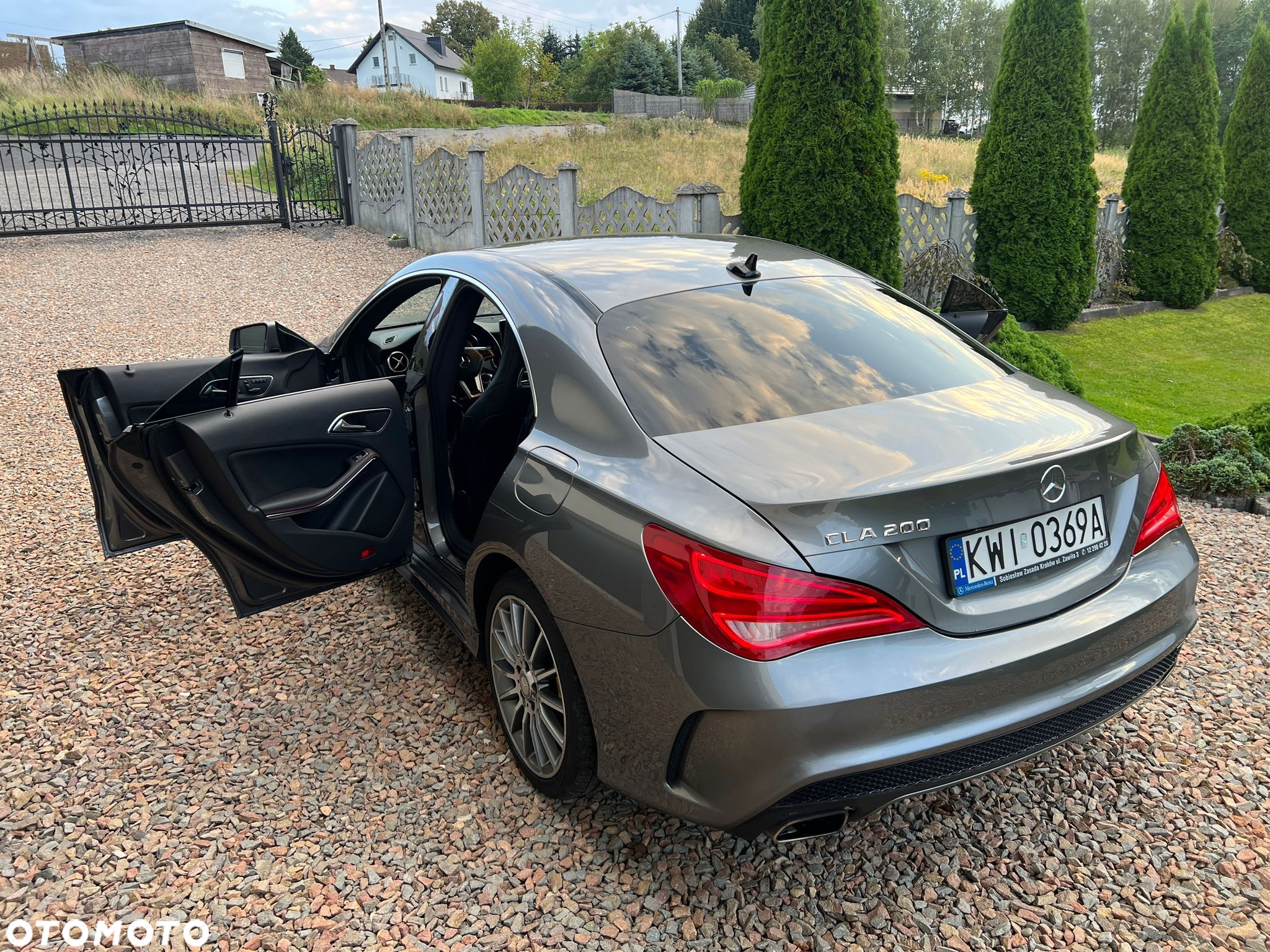 Mercedes-Benz CLA - 8