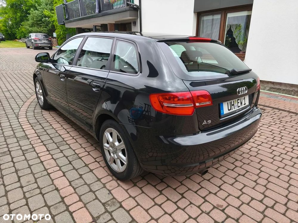 Audi A3 Sportback 1.6 Ambition - 14
