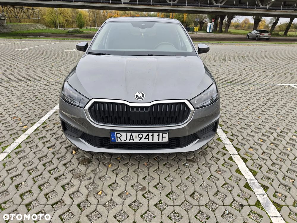 Skoda Fabia 2023 photo 2