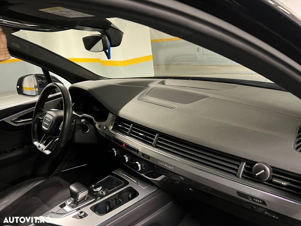 Audi Q7 - 11
