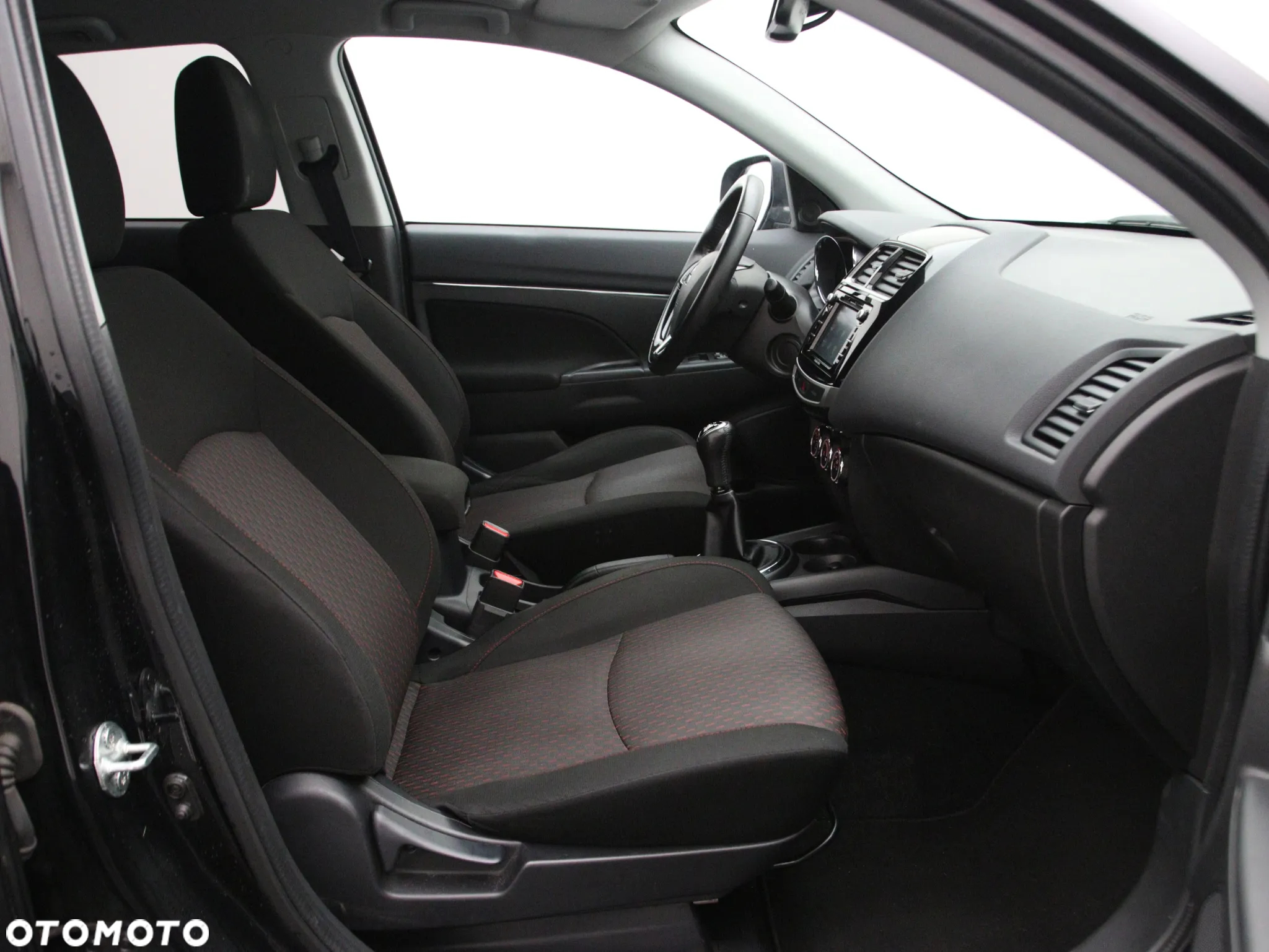 Mitsubishi ASX 1.6 2WD Instyle - 14
