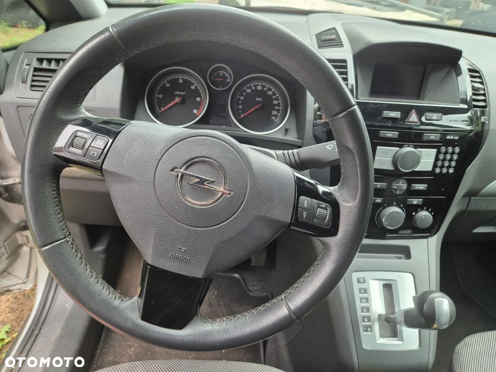 Opel Zafira 1.9 CDTI 111 ActiveSelect - 10