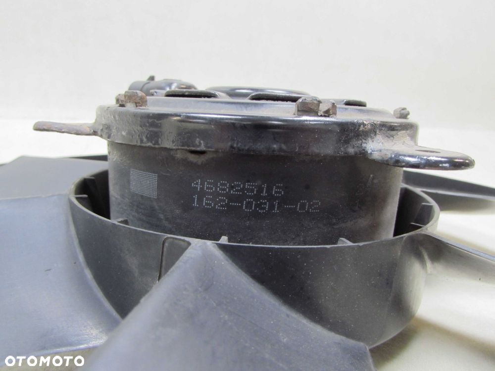 CHRYSLER VOYAGER TOWN COUNTRY 3.0 96-01 WENTYLATOR WIATRAK CHLODNICY 4682516 - 4