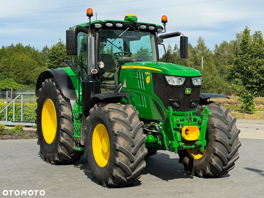 John Deere 6215 - 9