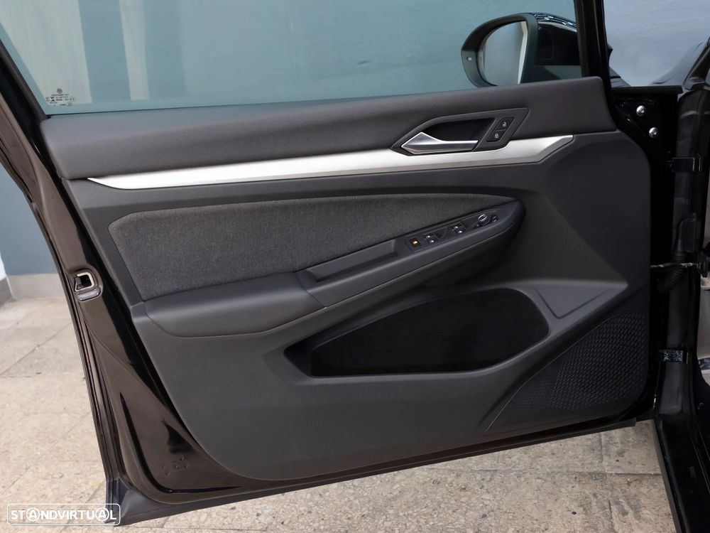 VW Golf Variant 2.0 TDi Life DSG - 15