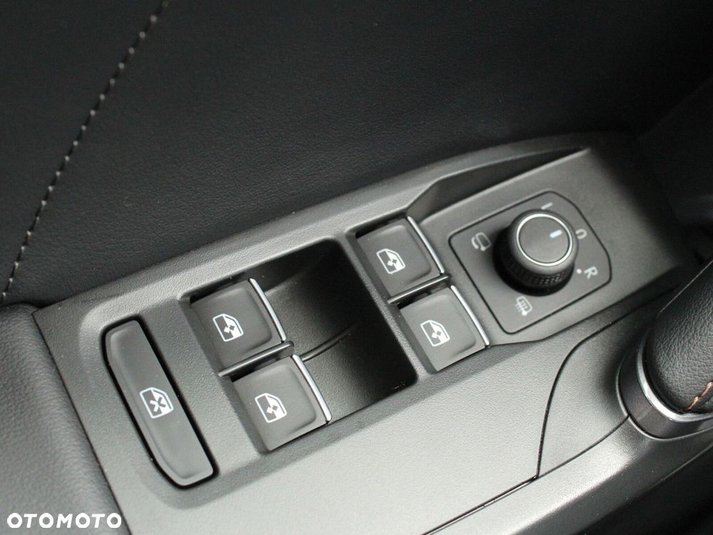Cupra Leon Sportstourer 2.0 TSI 4Drive VZ DSG - 22