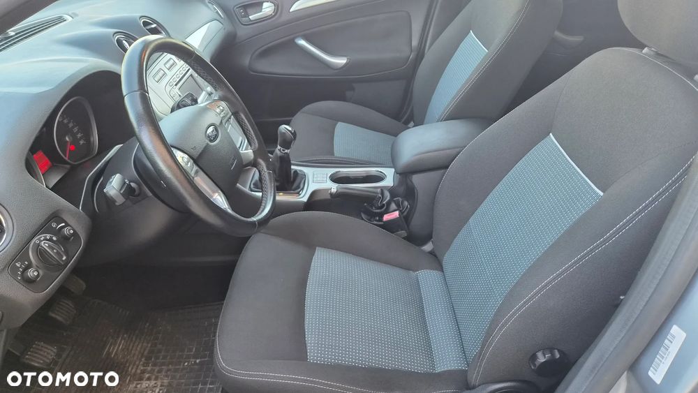 Ford Mondeo 1.6 Ti-VCT Trend - 18