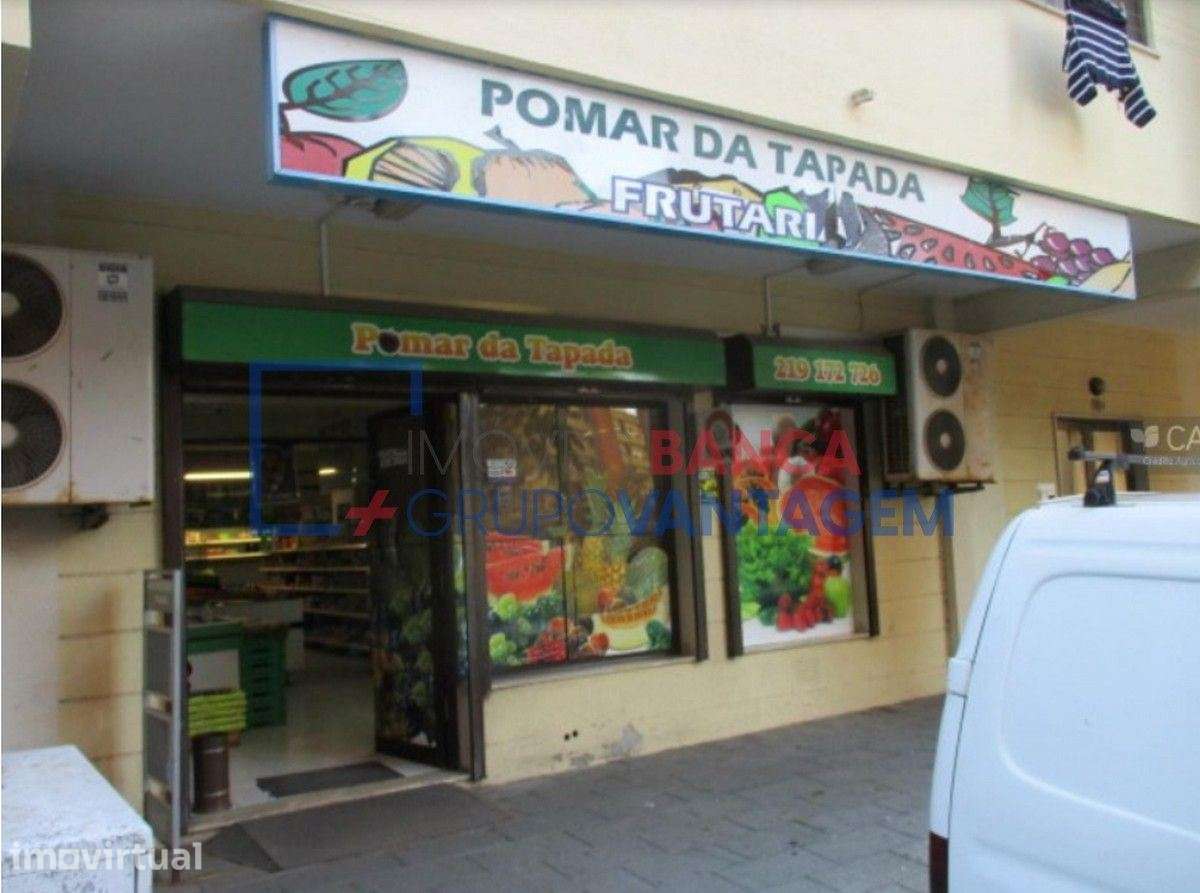 LOJA - TAPADA DAS MERCÊS - INVESTIMENTO