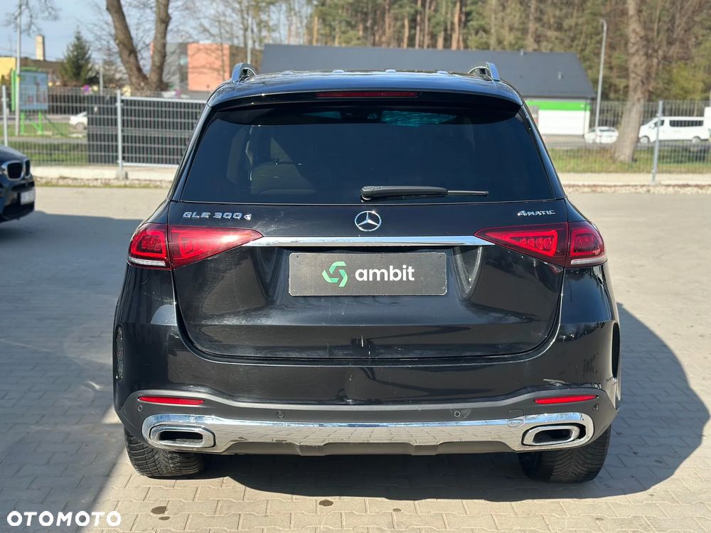 Mercedes-Benz GLE 300 d 4-Matic - 8