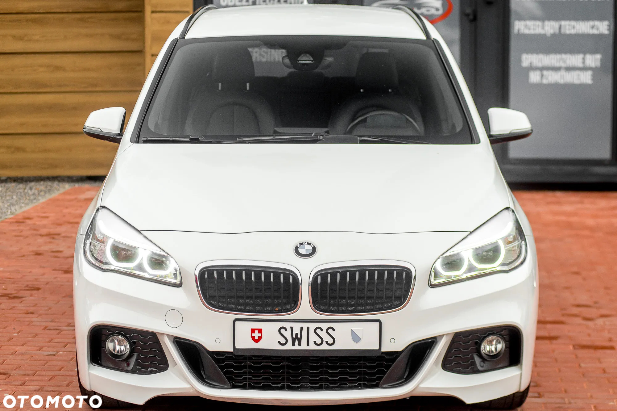 BMW Seria 2 220d Active Tourer xDrive M Sport - 4