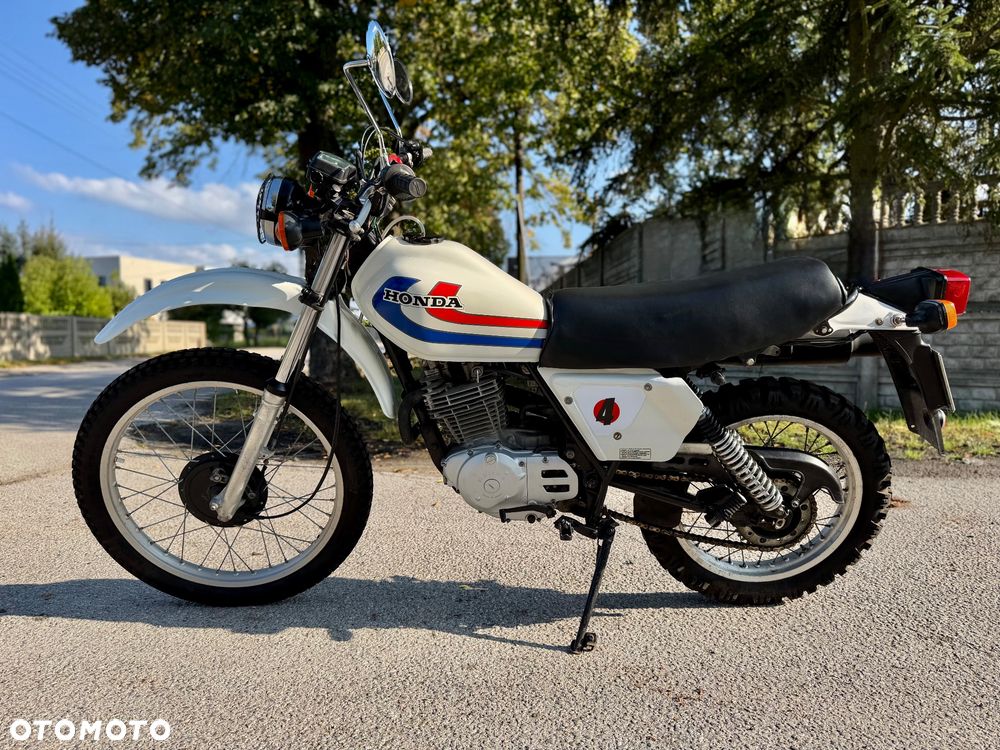 Honda XL - 1