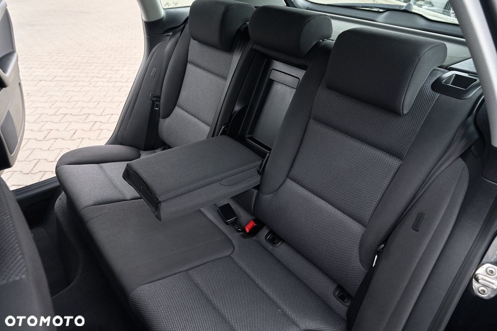 Audi A3 Sportback 1.6 Ambiente - 33