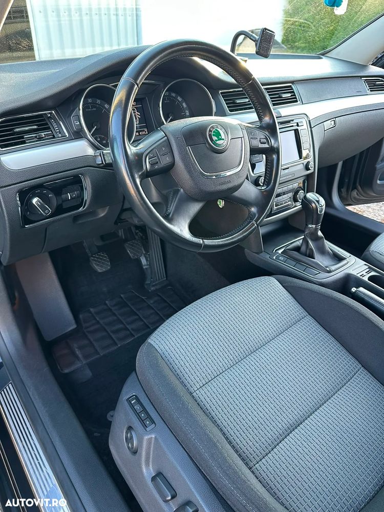 Skoda Superb 2.0 TDI Comfort - 4