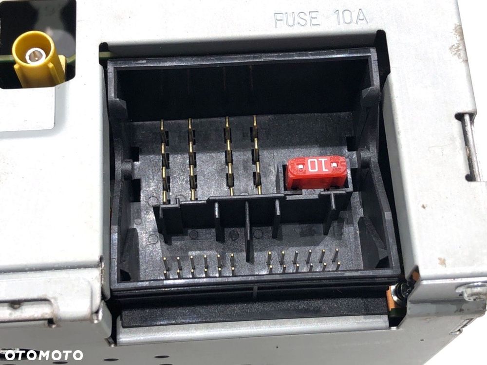 RADIO  MERCEDES-BENZ KLASA E (W212) 2009 - 2016 E 250 CDI / BlueTEC 4-matic (212.082, 212.097) 150 - 5