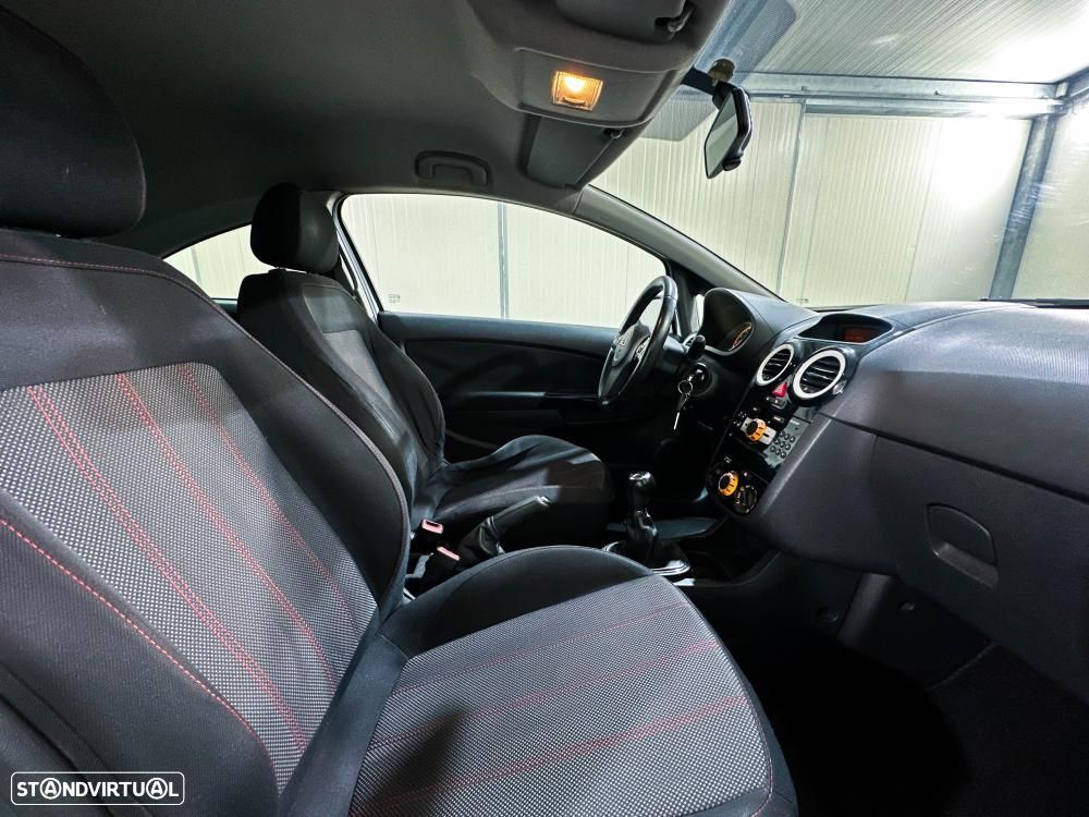 Opel Corsa - 20