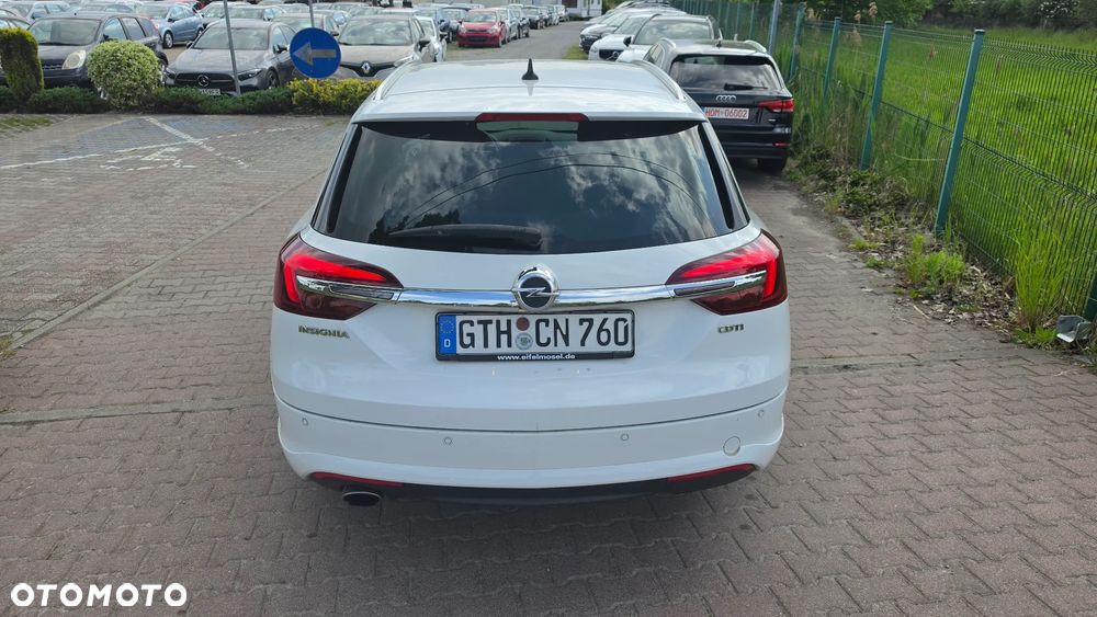 Opel Insignia - 22