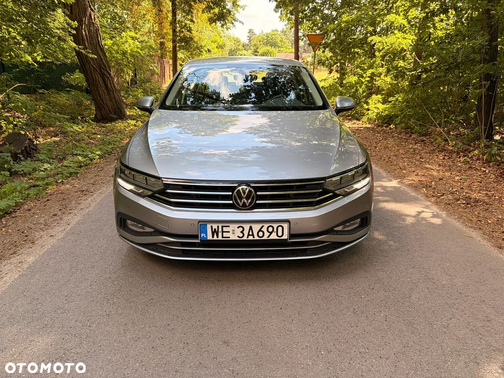 Volkswagen Passat 2.0 TDI EVO Elegance - 3