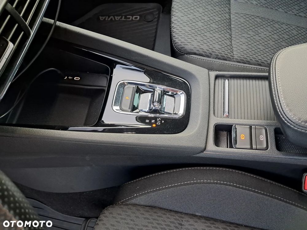 Skoda Octavia 1.5 TSI e-Tec Style DSG - 11