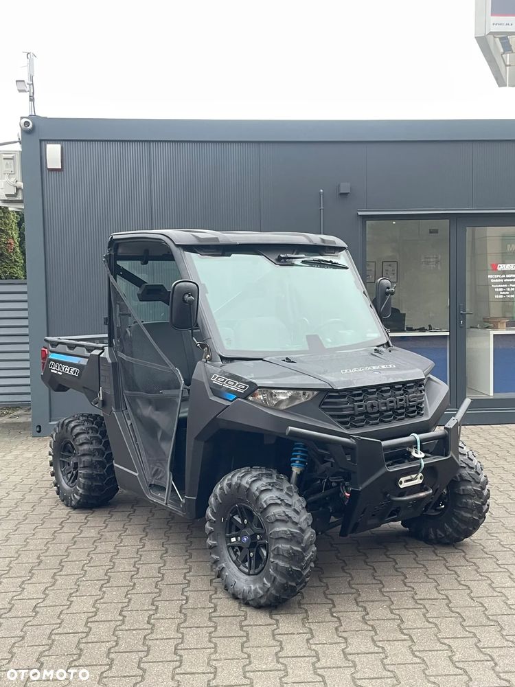 Polaris Ranger - 1