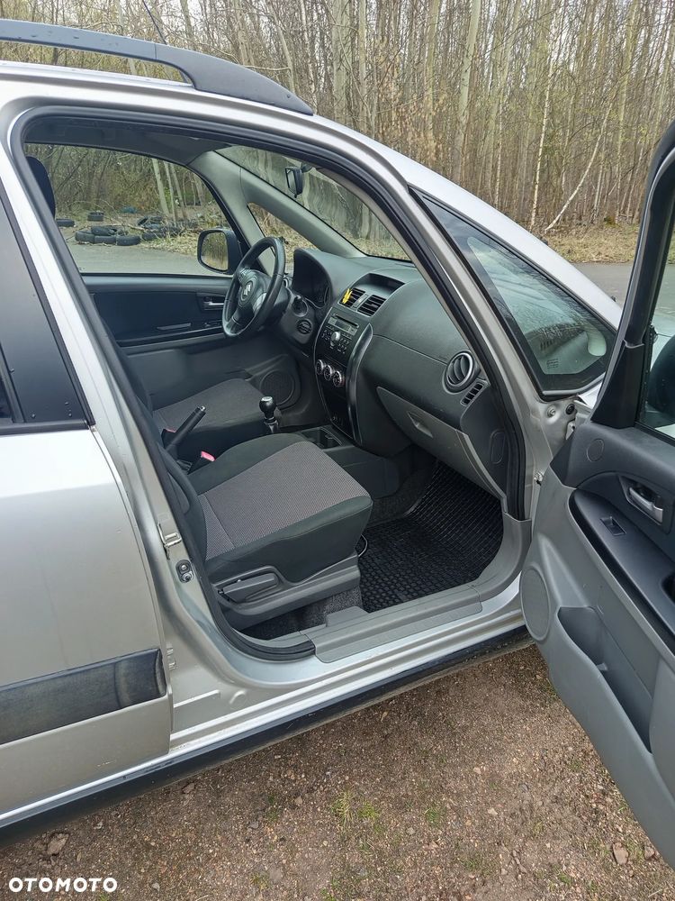 Suzuki SX4 1.6 GS / Premium 4WD - 14