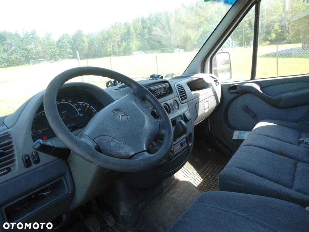 Mercedes-Benz Sprinter - 6