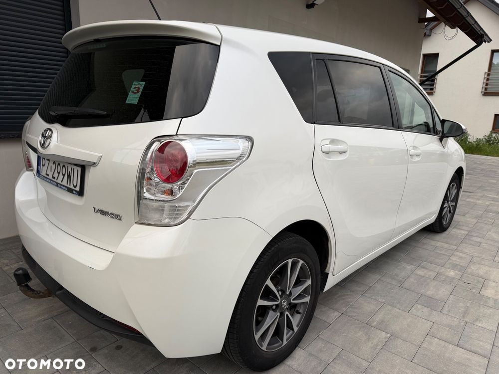 Toyota Verso 2.0 D-4D Active - 6