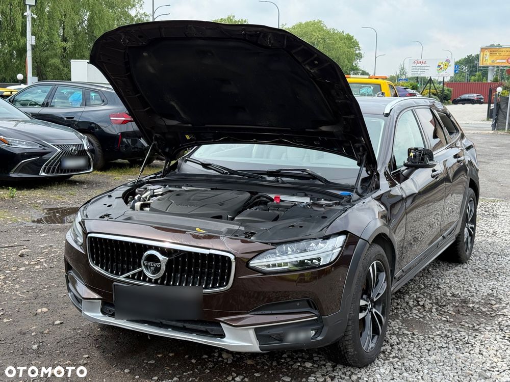 Volvo V90 Cross Country D5 AWD - 11