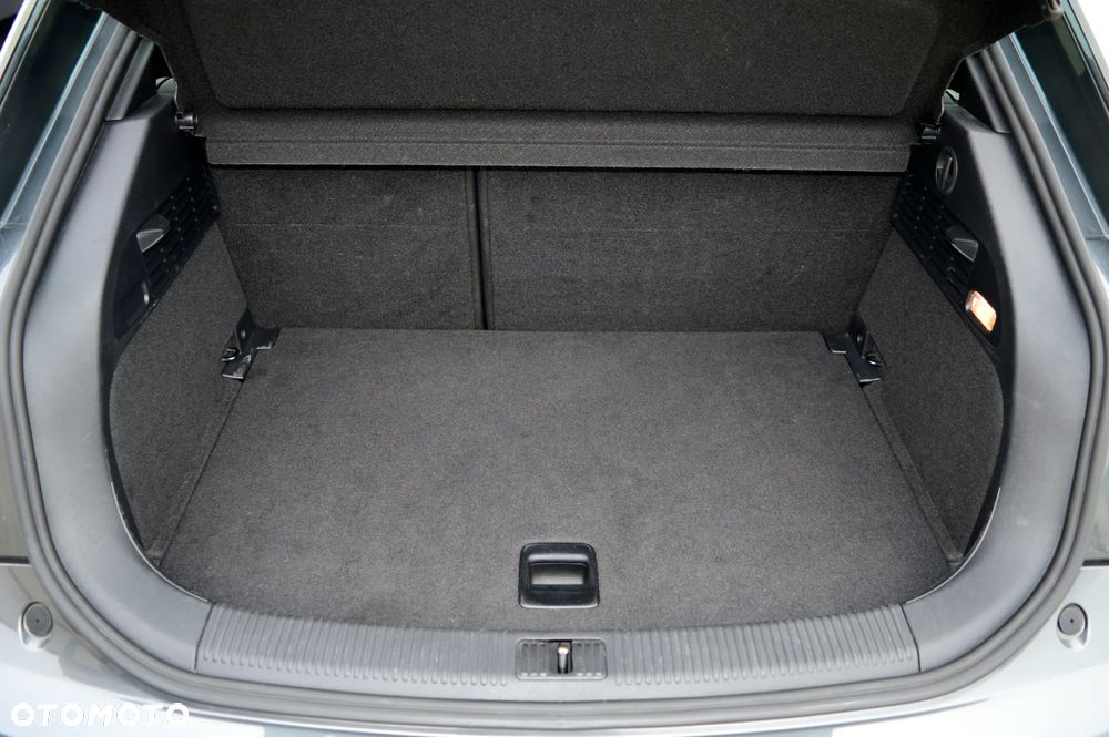 Audi A1 3-drzwiowe 1.4 TFSI S tronic S line Sportpaket - 9