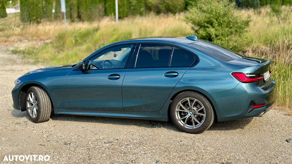 BMW Seria 3 320i AT - 2