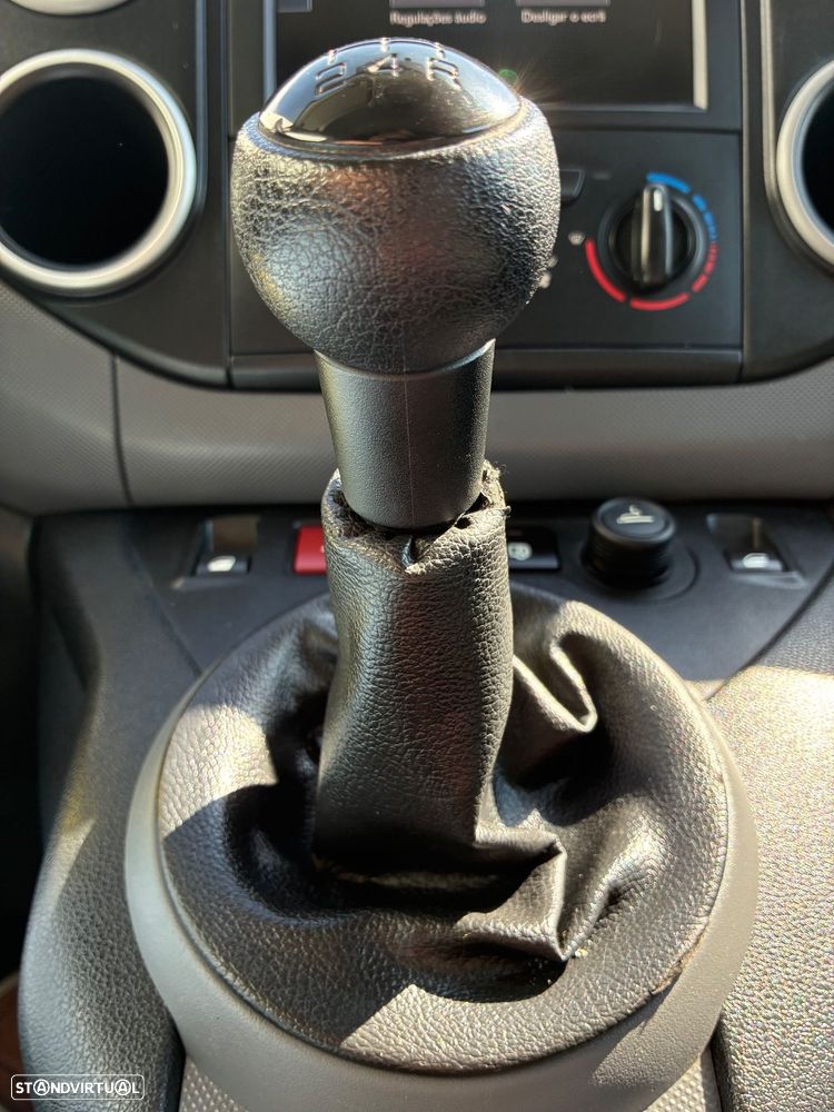 Peugeot Partner - 10