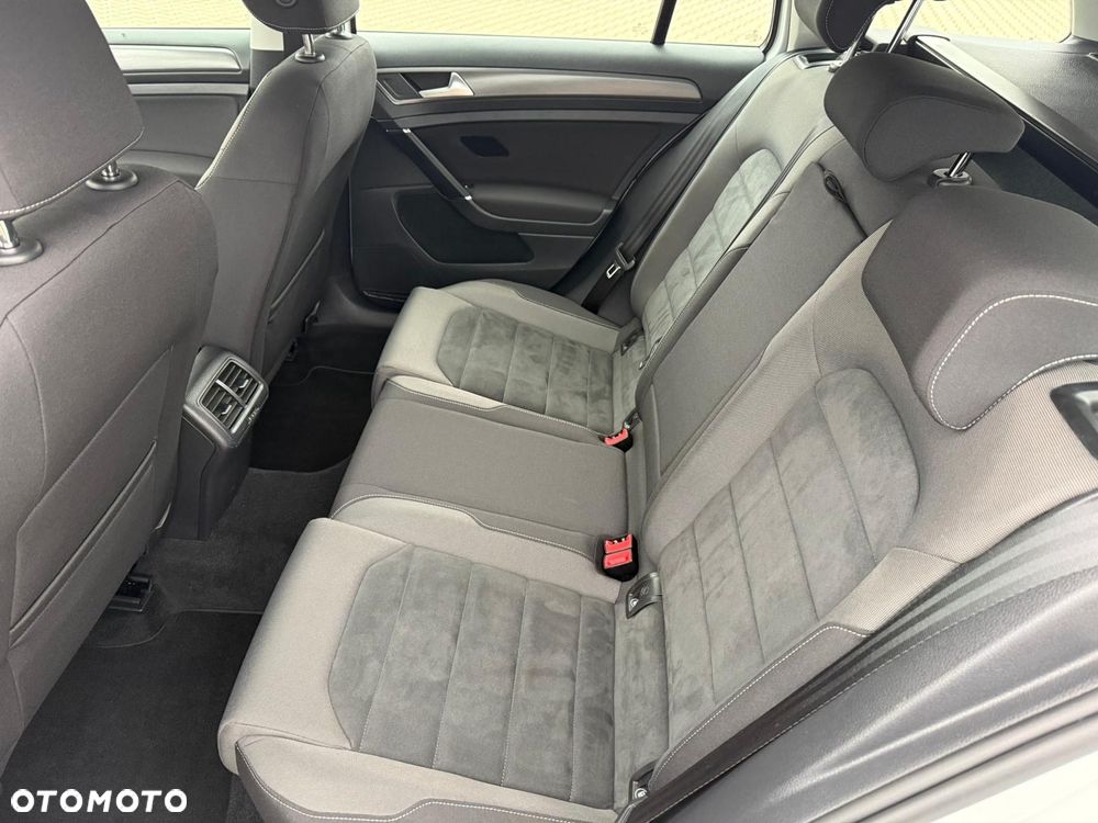 Volkswagen Golf 1.6 TDI BlueMotion Technology Trendline - 20