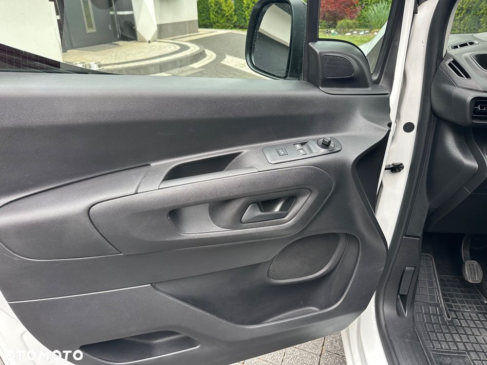 Opel Combo - 12