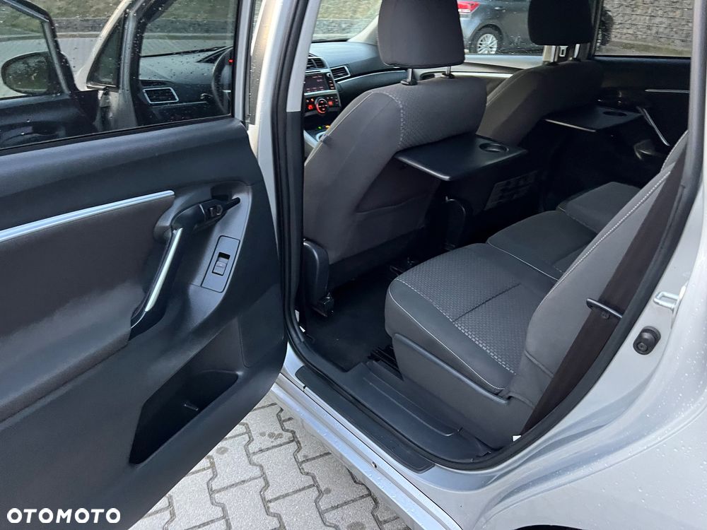 Toyota Verso 1.8 5-Sitzer Executive - 14