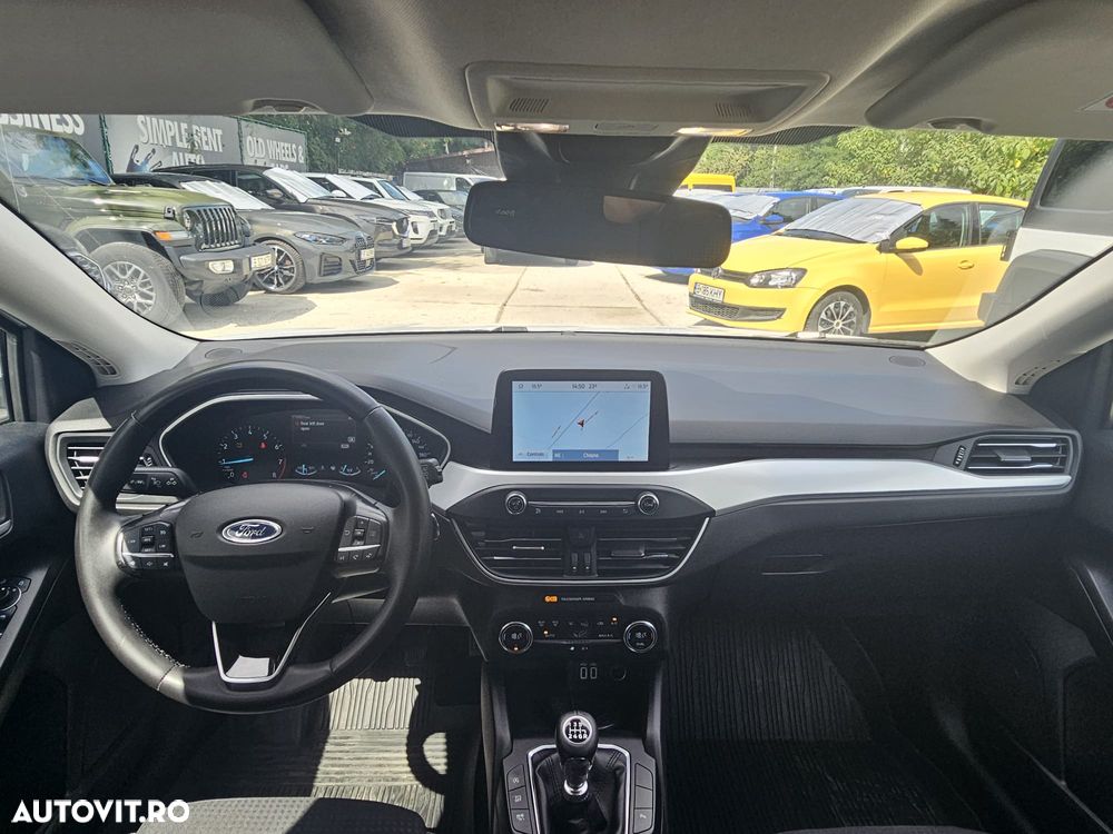 Ford Focus 1.0 EcoBoost Connected - 11